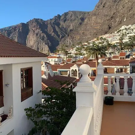 Apartmán Cosy In Santa Cruz De Tenerife With A View Acantilado de los Gigantes