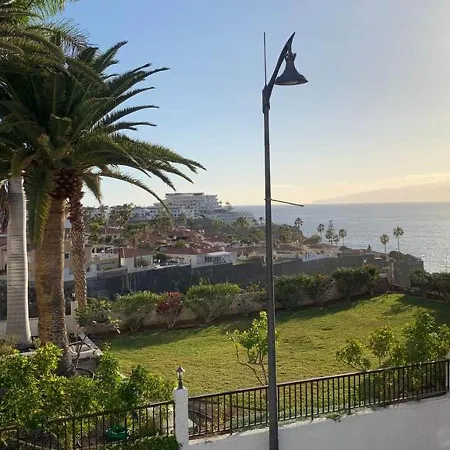 Cosy In Santa Cruz De Tenerife With A View Апартаменты *